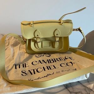 Cambridge Satchel Mini Leather bag (yellow)